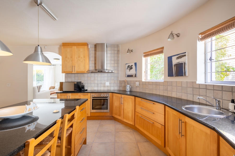 6 Bedroom Property for Sale in Lower Robberg Western Cape